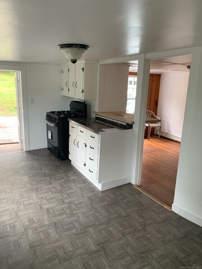 840 Main St Rental Winsted, CT