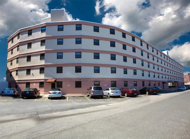 Photo - 830 Shore Rd Unit 3E