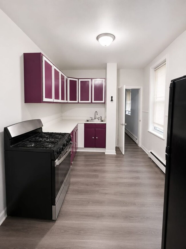 Building Photo - Spacious 3-bedroom home in Frankford featuring ample storage, a private backyard, and convenient ...