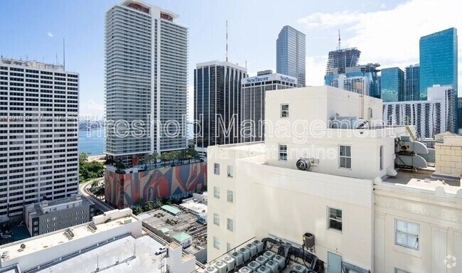 Building Photo - 133 NE 2nd Ave Unit 2219 Rental