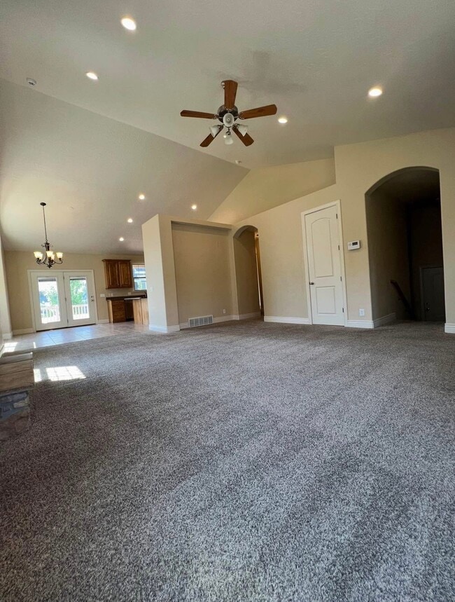 Photo - 2049 Sunflower Ln