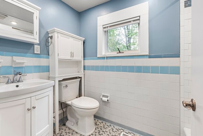Photo - 29 Carpenter St Condo Unit 1
