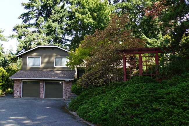 Building Photo - 7025 116th Ave SE Rental