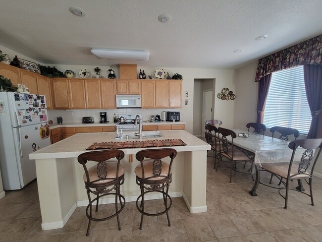 Building Photo - 1322 Paseo Belleza Rental