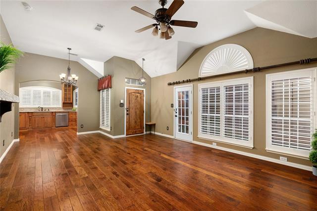 Photo - 6849 Barbican Dr