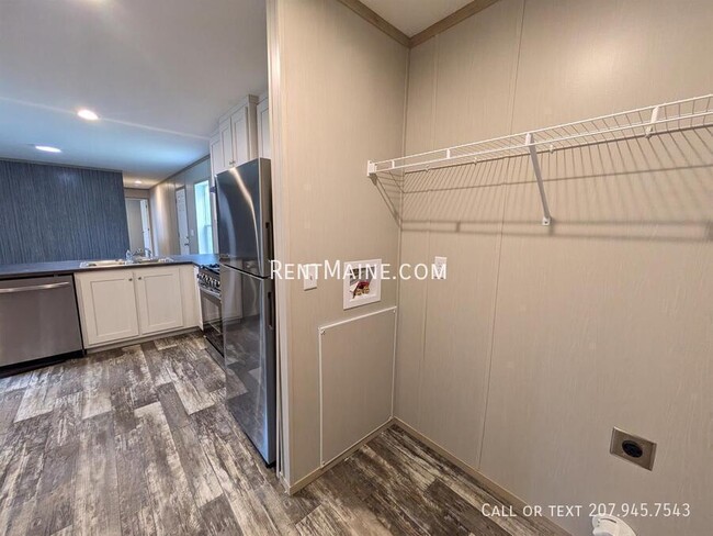 Photo - 438 Finson Rd