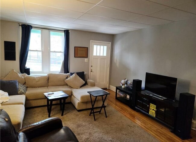 Photo - 445 Montclair Ave