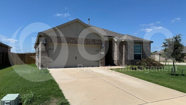 Photo - 904 Emerson Dr
