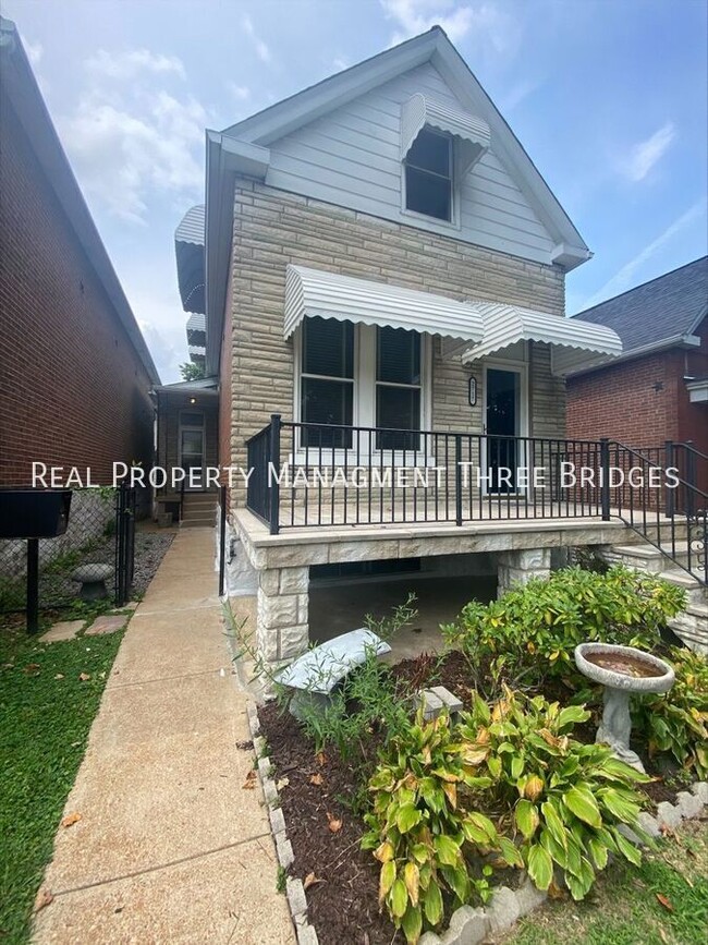 Building Photo - 2717 January Ave