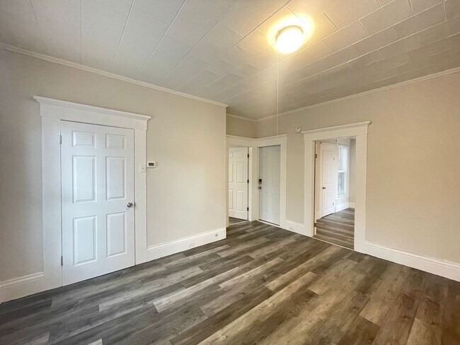 Photo - 325 Amherst St Unit 1F