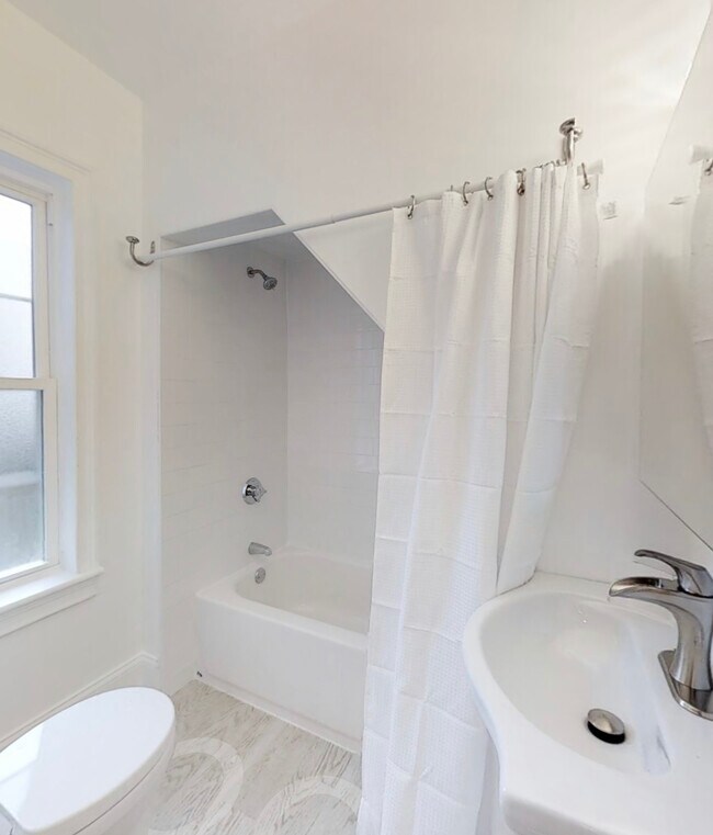 Photo - 8 Claremon St Unit 1