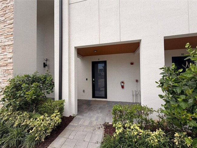 Photo - 10407 NW 82nd St Unit 9