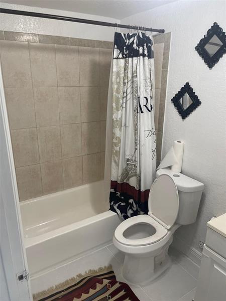 Photo - 408 SW 68th Ave