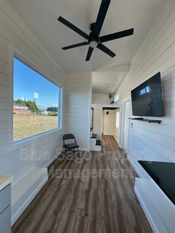 Photo - 28 Cameron Acres Ln