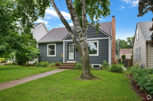 Building Photo - 3129 Maryland Ave S Rental