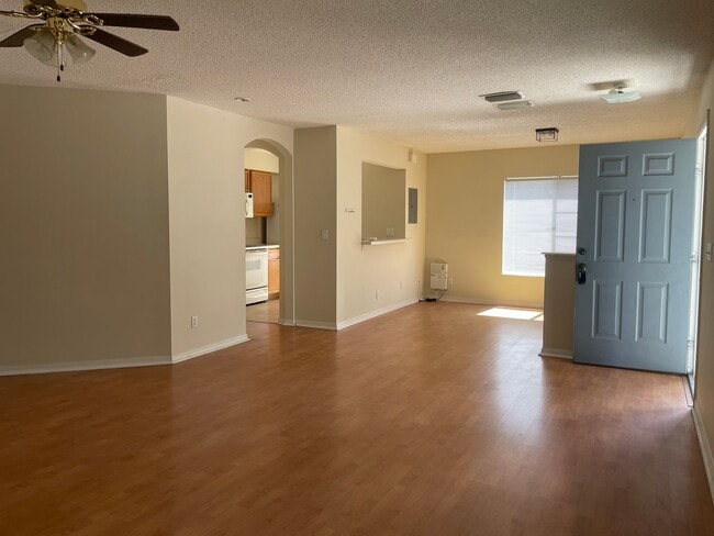 4102 Waterside Island Ct