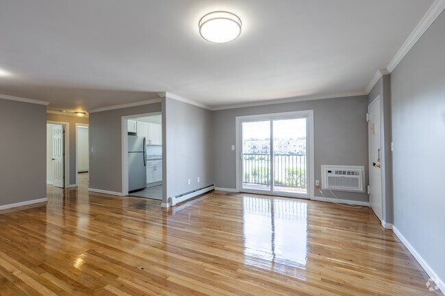 2BR 1BA - Living/Dining Room - Hillsborough Gardens