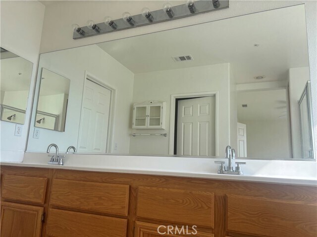 Photo - 473 N Bloomberry