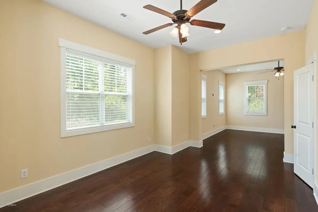 Photo - 6018 Shinnwood Rd