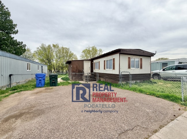 Photo - 3 bedroom 1 bath Mobile Home