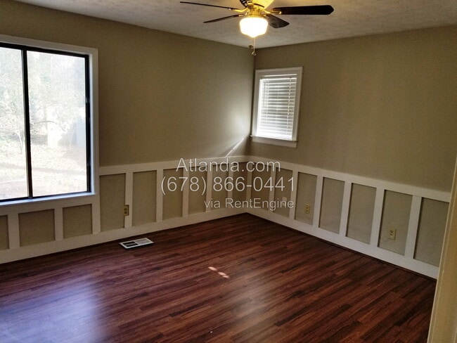 808 Hemingway Rd