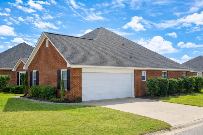 Photo - 2198 Balclutha Ln