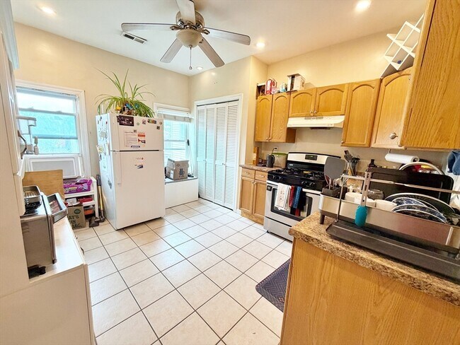 Photo - 84 Webster St Unit 3