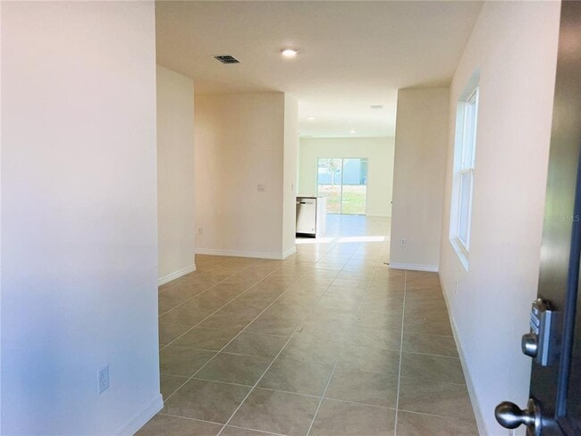 Photo - 2127 Desert Rose Dr