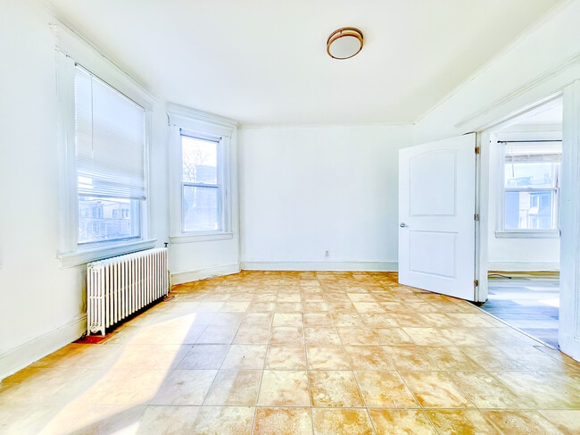 Photo - 331 Princeton Ave Unit 2