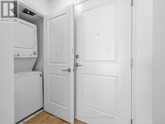 Photo - 75 E Liberty St Unit 1004