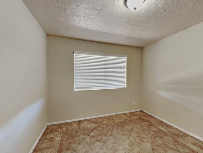 Photo - 3734 W Columbine Dr