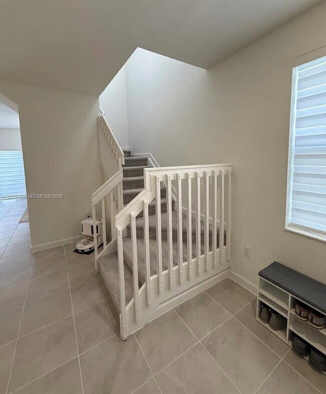 Photo - 2584 SE 25th Ct
