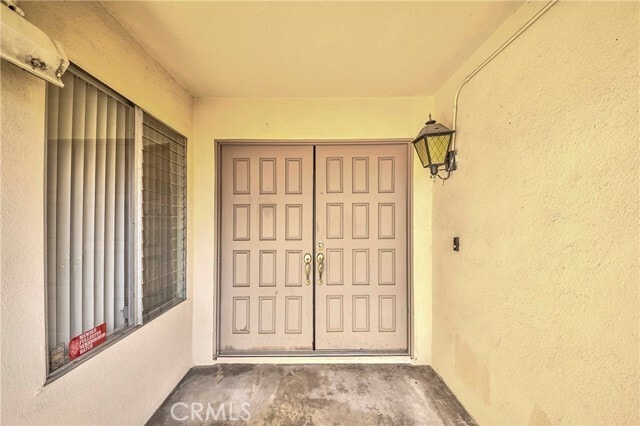 2300 Cam Escondido