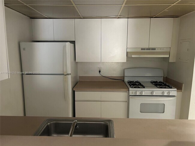 Photo - 18101 NW 68th Ave Unit B205