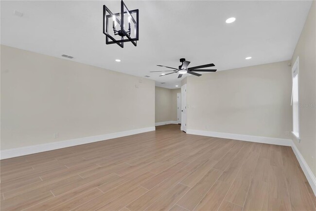 Photo - 531 Flower Fields Ln