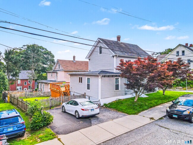 Photo - 185 Walnut St