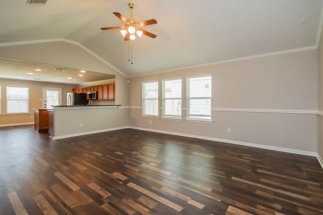 Photo - 21610 Gannet Peak Way
