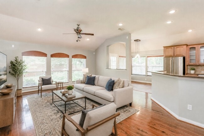 Photo - 1635 Fairview Dr