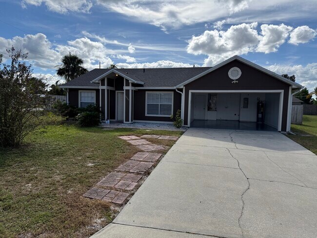 Photo - 3025 Greynolds St