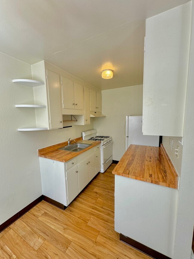 Photo - 870 Grove St Condo Unit 103