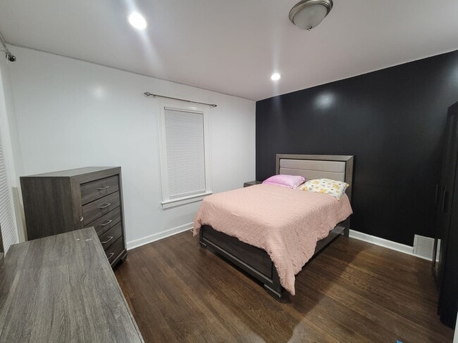 Photo - 276 Seaview Ave