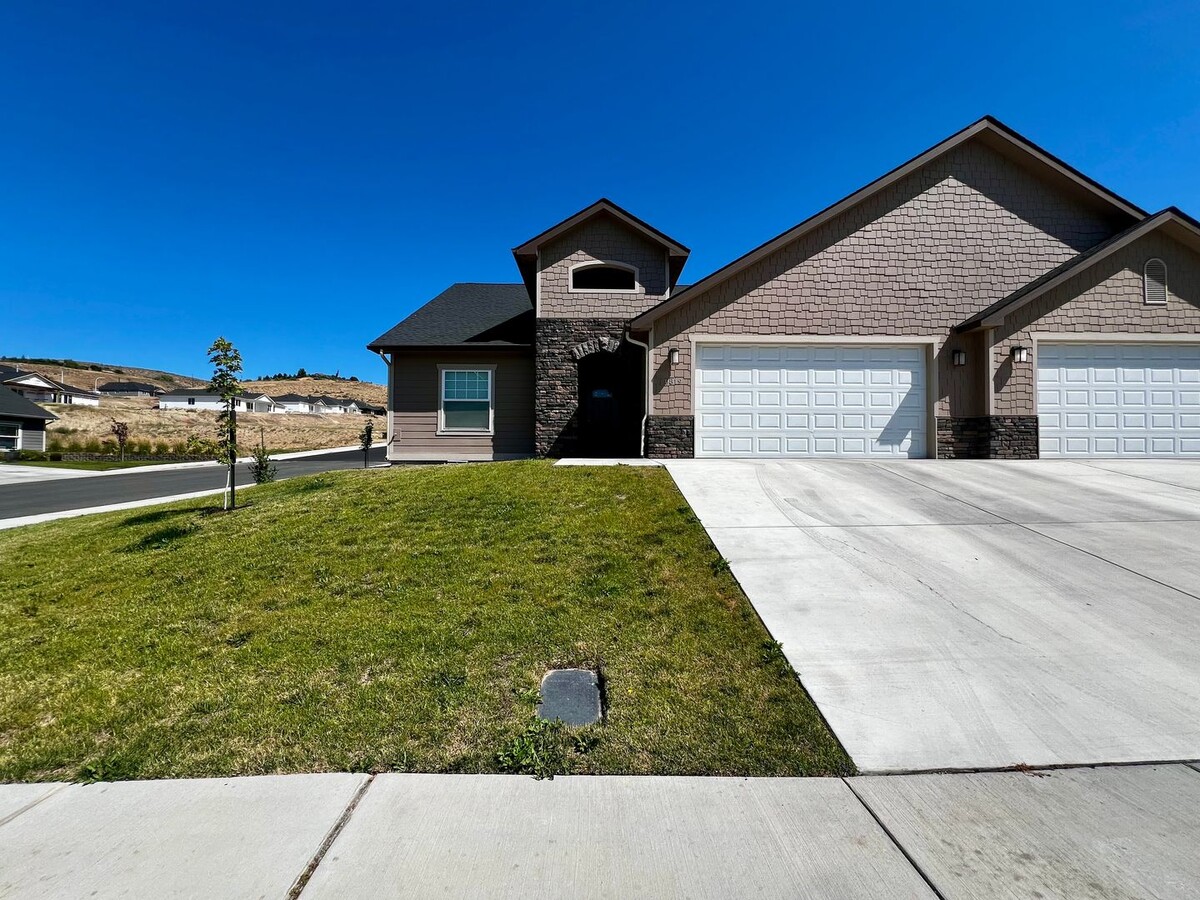 Non-Refundable & Security Deposit Total: $... - Non-Refundable & Security Deposit Total: $... Casa