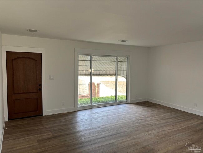 Photo - 3600 Forest Glen Dr