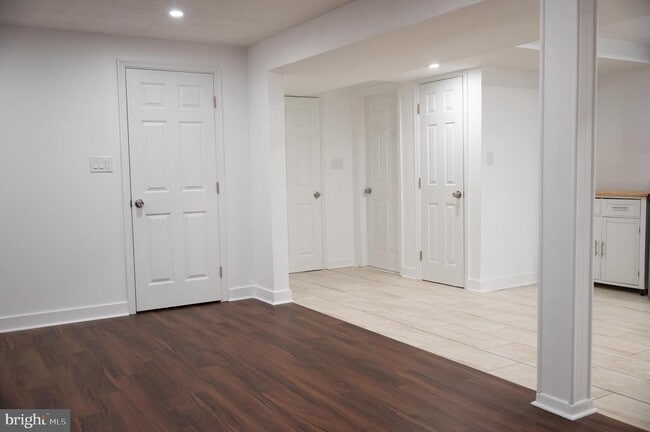 Photo - 13021 Tamarack Rd