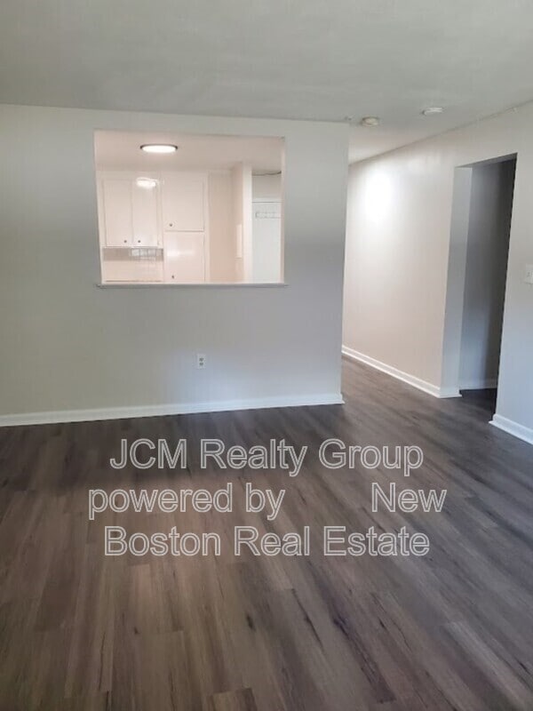 Photo - 700 Cummins Hwy Unit G4 / 1st Floor