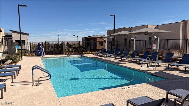 Photo - 600 N Carriage Hill Dr