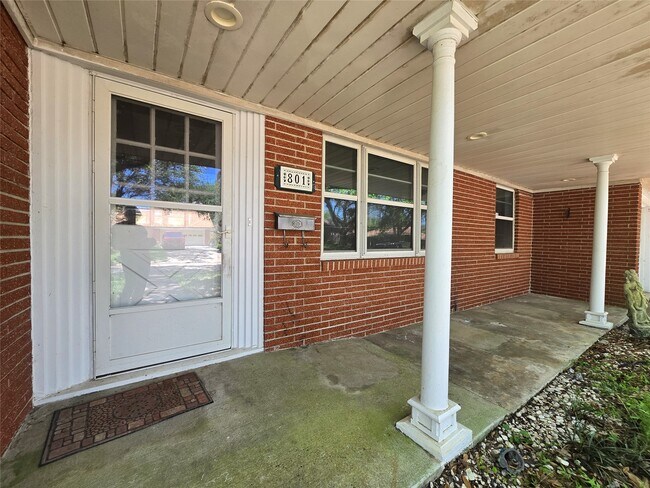 Photo - 801 Rosewood Dr