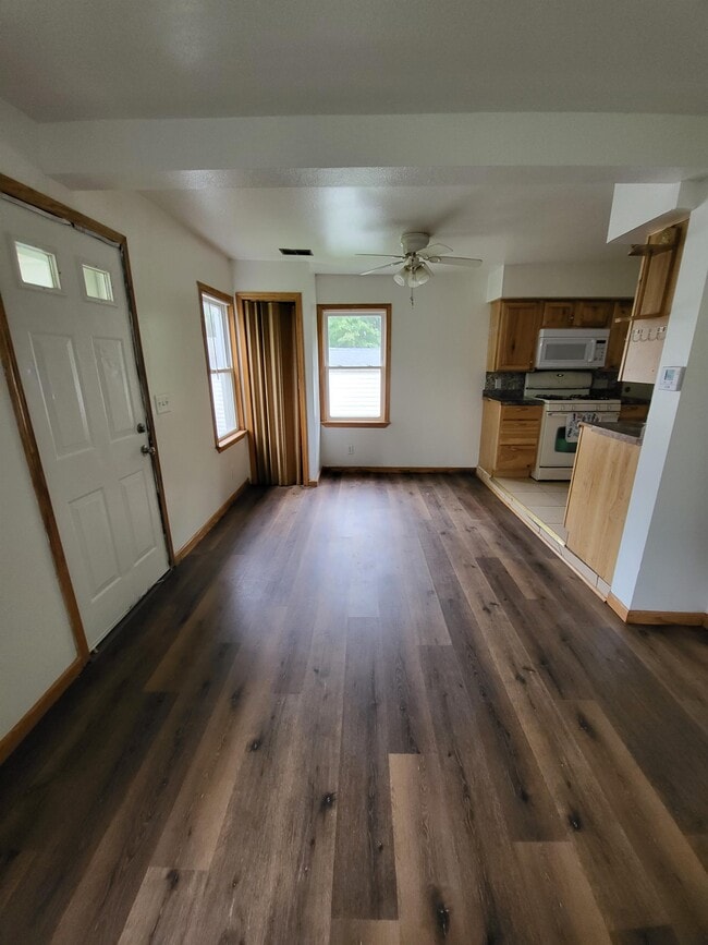 Photo - 855 Detroit Ave