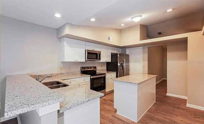 Photo - 620 Palmore Ct