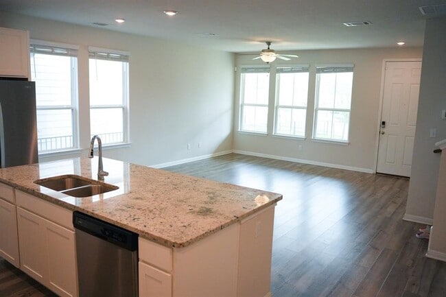 Photo - 278 Lost Mine Peak Ln